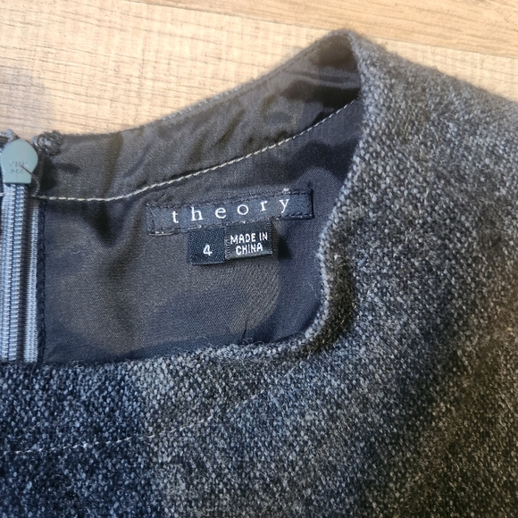 Theory Kiah Dress - Picture 6 of 9